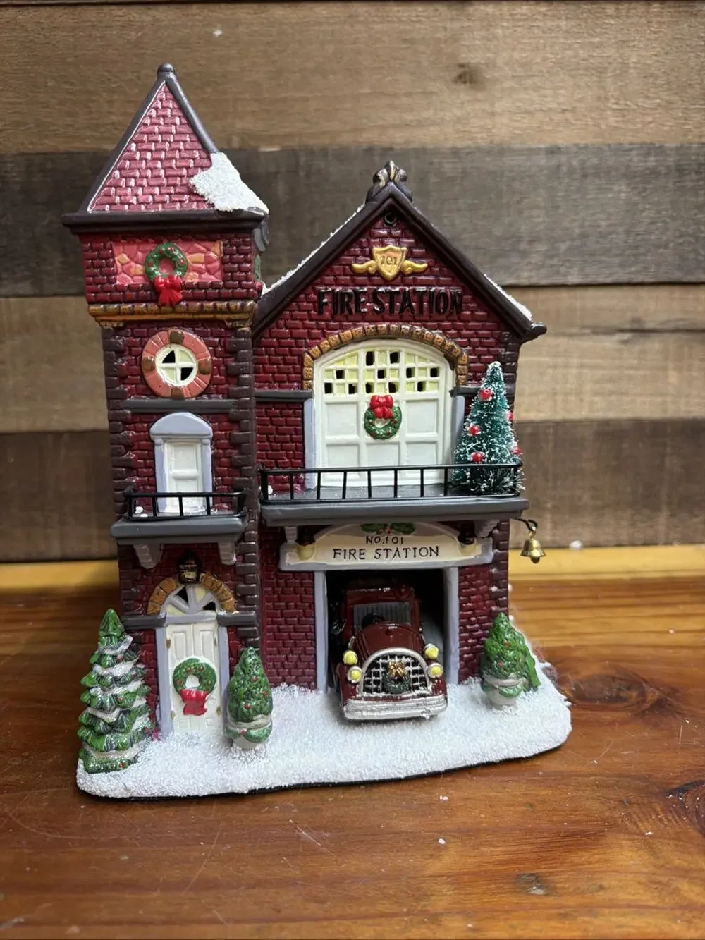St Nicholas Square Village Collection Fire Station No 101 In Box